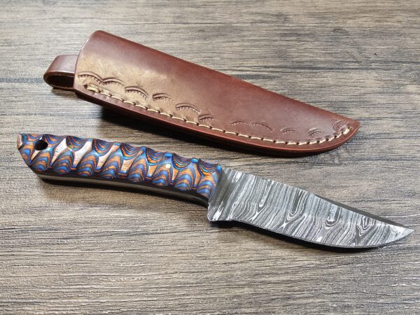 Handmade 8" Damascus Steel Skinning Knife