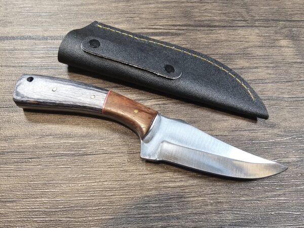 Handmade 8" Stainless Steel Skinning Knife - Image 2