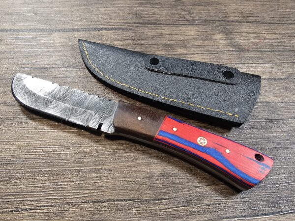 Handmade 8" Damascus Steel Skinning Knife - Image 2