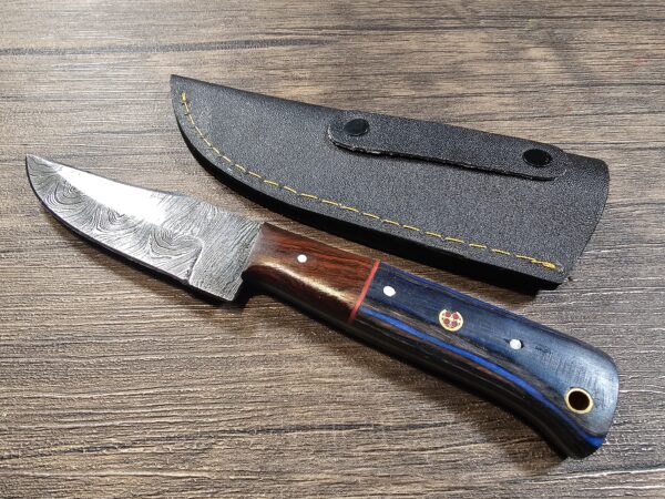 Handmade 8" Damascus Steel Skinning Knife